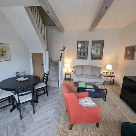 2 Bed In 88184 * יורק
